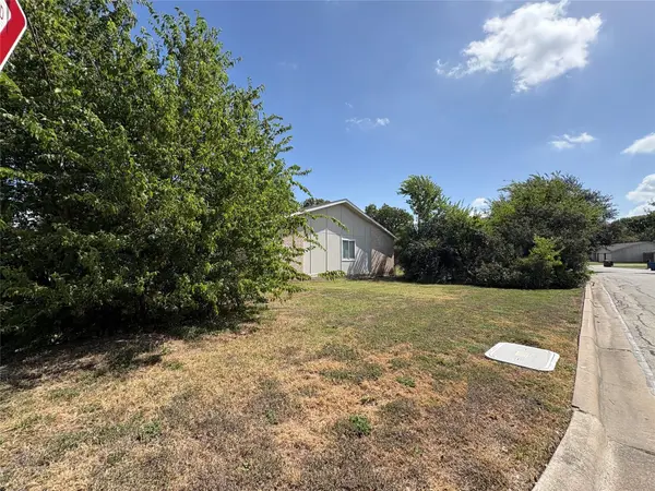 1709 W Mesa Park DR, Round Rock, TX 78664