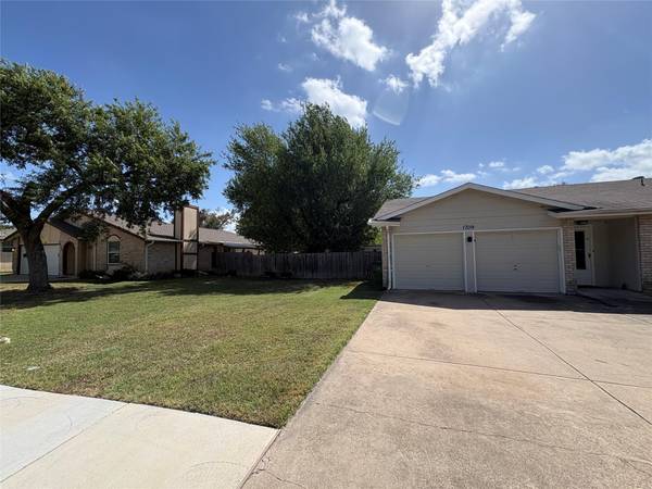 1709 W Mesa Park DR, Round Rock, TX 78664
