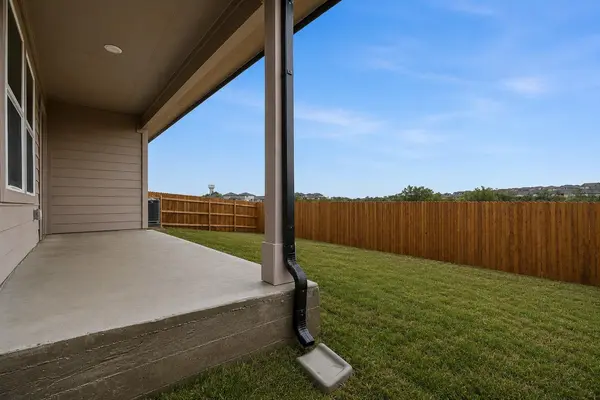 133 Whipporwill LN, San Marcos, TX 78666