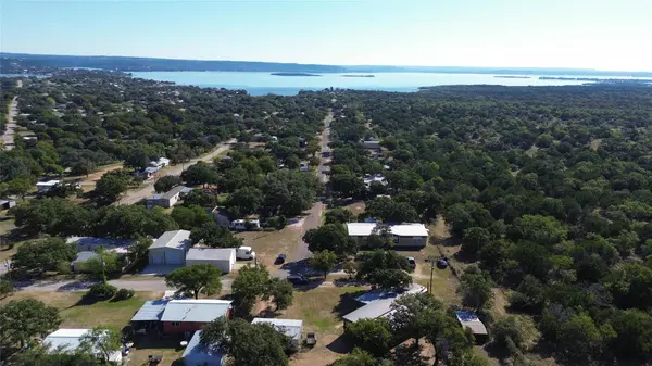 100 South ST, Tow, TX 78672