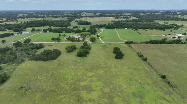 00 CR 307, Rockdale, TX 76567