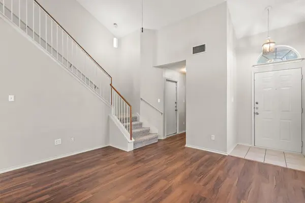 3454 Flowstone LN, Round Rock, TX 78681