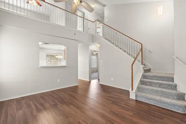 3454 Flowstone LN, Round Rock, TX 78681