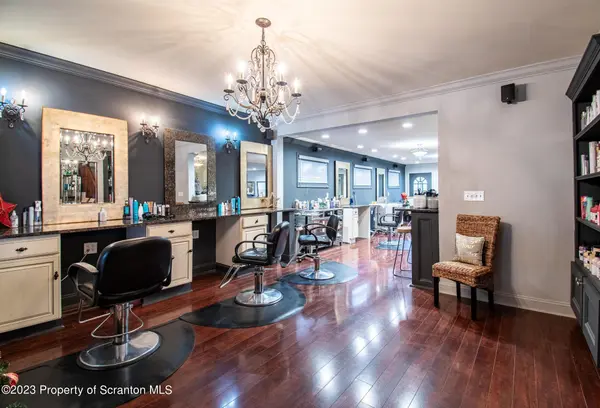 924 S Main AVE, Scranton, PA 18504