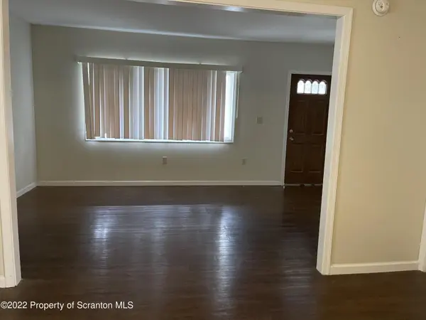 1012 Meade ST, Scranton, PA 18508