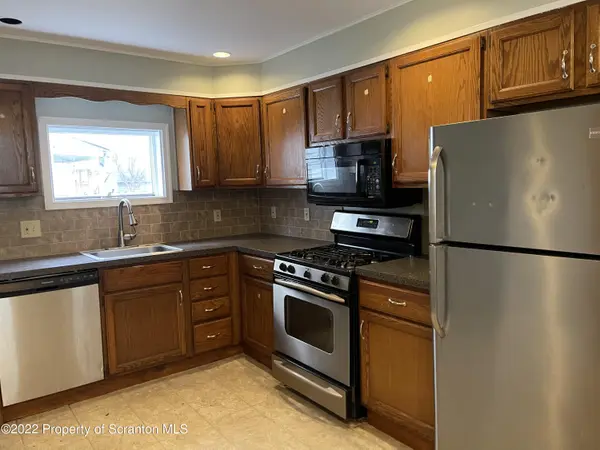 1012 Meade ST, Scranton, PA 18508