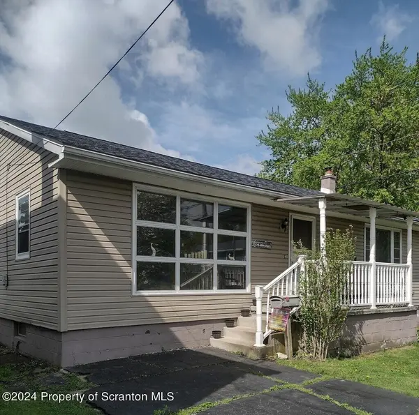 271 Poplar ST, Dickson City, PA 18519
