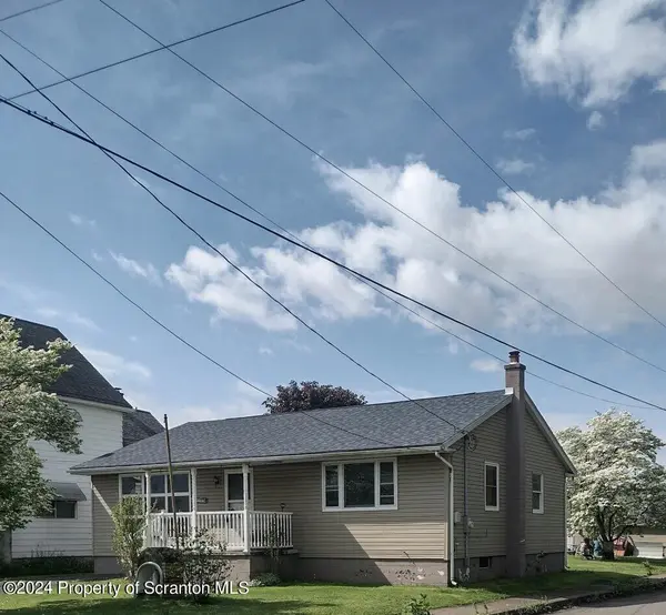 271 Poplar ST, Dickson City, PA 18519