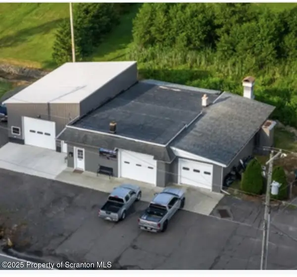 27 Green Grove, Scott Twp, PA 18447