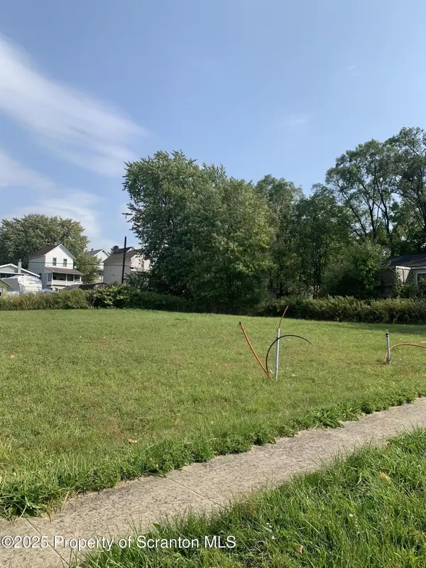 LOT# 7 REYNOLDS AVE CT, Taylor, PA 18517