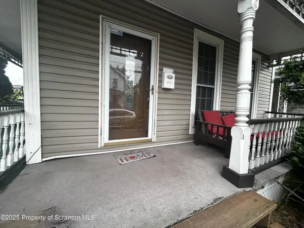 215 S Hyde Park AVE, Scranton, PA 18504