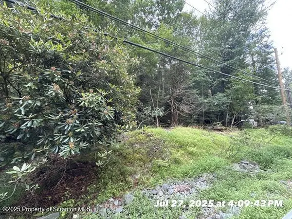 LOT 3 EDGE ROCK  DR, Drums, PA 18222