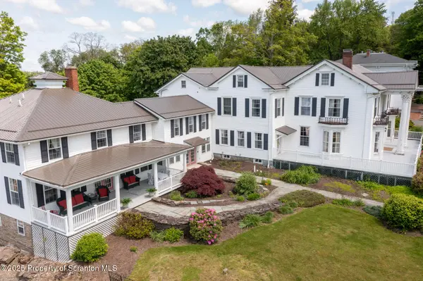 165 Lake Ave, Montrose, PA 18801