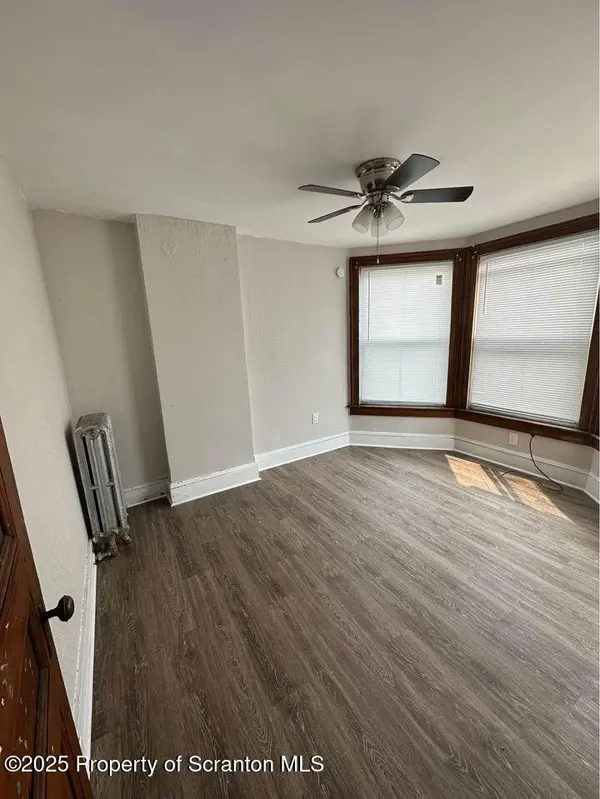 2089 N Main AVE, Scranton, PA 18508