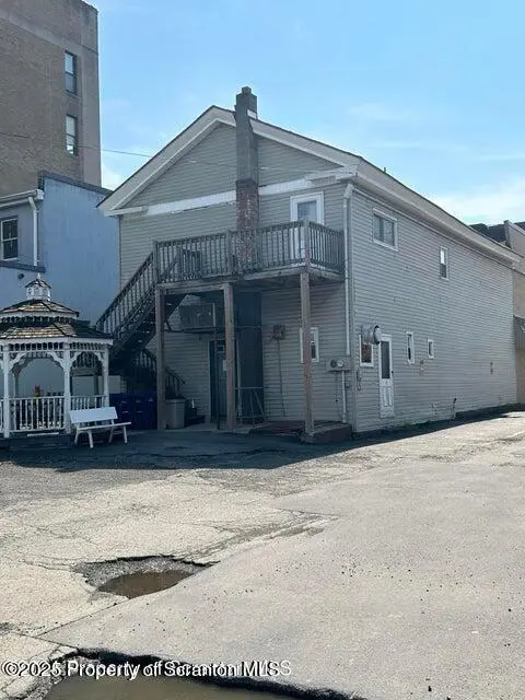 35 N Main ST, Carbondale, PA 18407