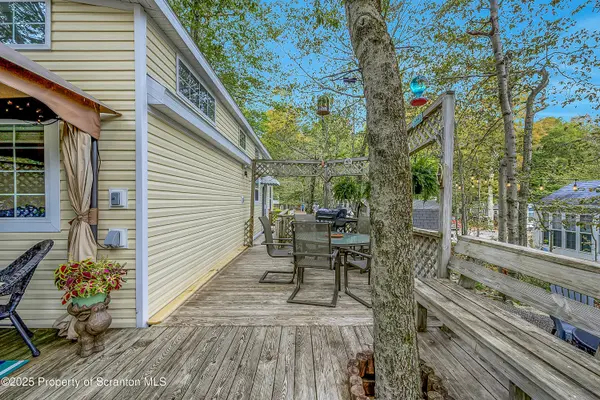 112 Equestrian TRL, Covington Twp, PA 18424