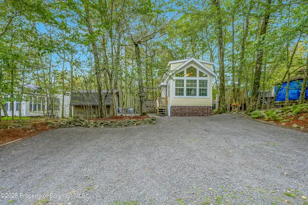 112 Equestrian TRL, Covington Twp, PA 18424