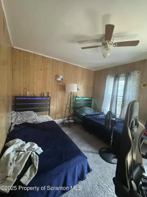 414 S 416 S Edwards CT, Scranton, PA 18504