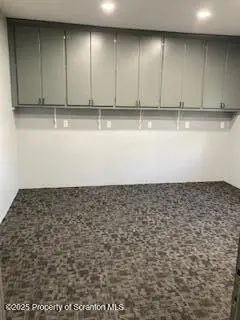 814 816 818 Main, Dickson City, PA 18519