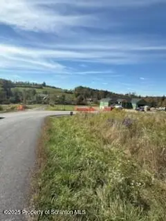 27 Elm ST, Scott Twp, PA 18411