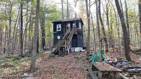 Gas Hollow RD, Sterling Twp, PA 18463