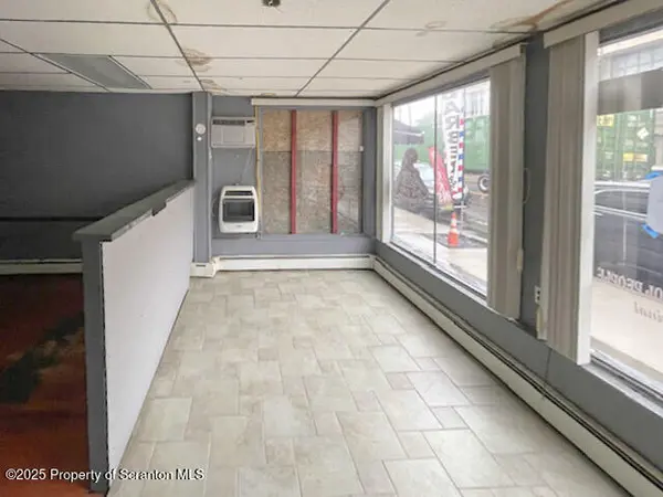 523 Cedar AVE #E, Scranton, PA 18505