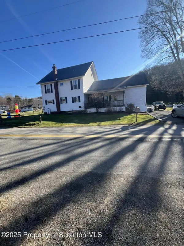 6666 Tingley Lake RD, New Milford, PA 18834