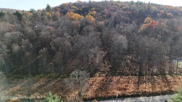 Bacontown RD, Nicholson, PA 18446