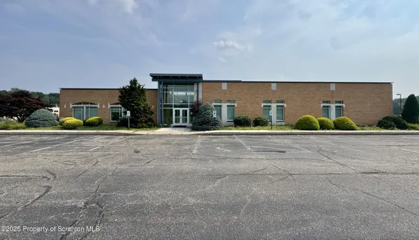 10 Fox Run RD, Drums, PA 18222