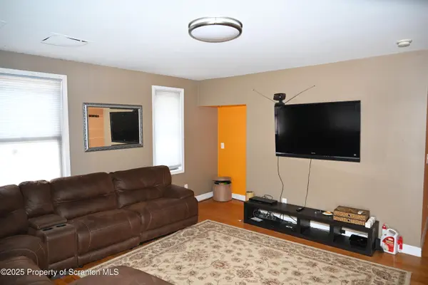 93 Prospect ST, Hallstead, PA 18822