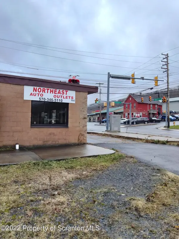 1638 N Keyser AVE, Scranton, PA 18508