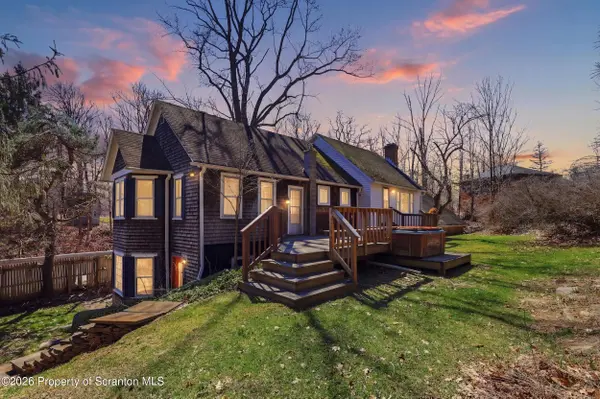 2457 Airport RD, Clifford Twp, PA 18421