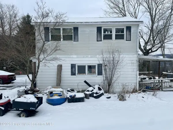 33 Arrowhead RD, Little Meadows, PA 18830