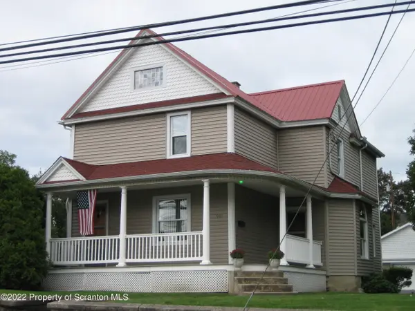 961 Main ST, Dickson City, PA 18519