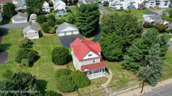 961 Main ST, Dickson City, PA 18519