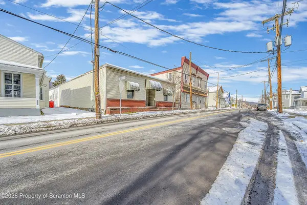503 Washington AVE, Jermyn, PA 18433