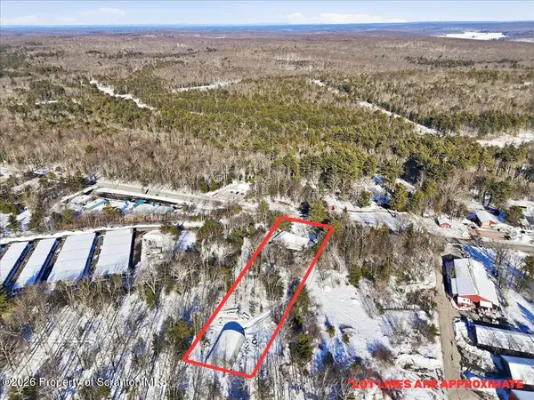 647 Rt 739, Lords Valley, PA 18428