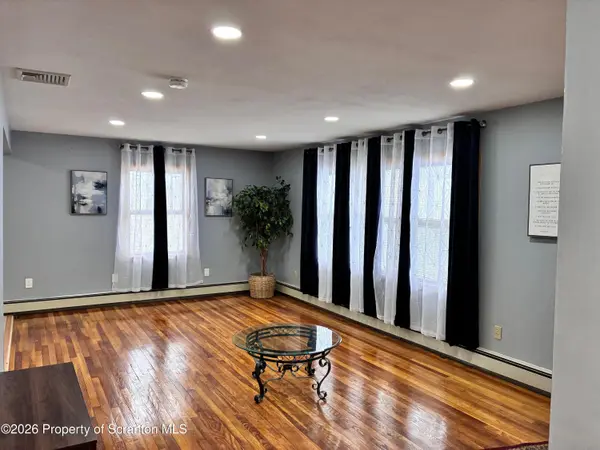 290 Marguerite ST, East Stroudsburg, PA 18301