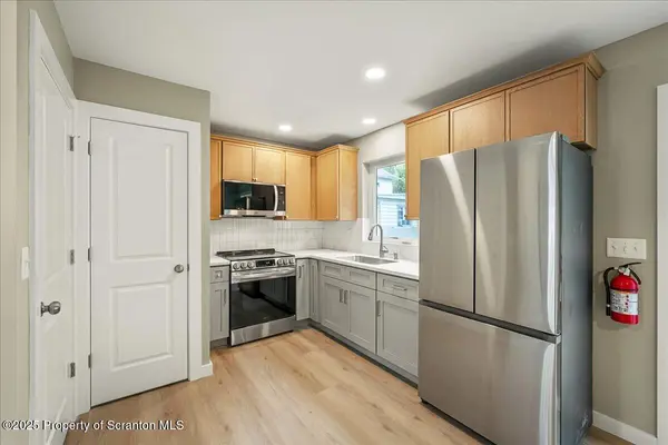 820 822 Delaware ST, Scranton, PA 18509