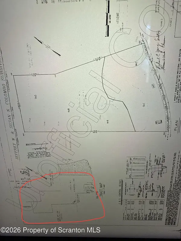 Gravel Pond RD, Glenburn Twp, PA 18411