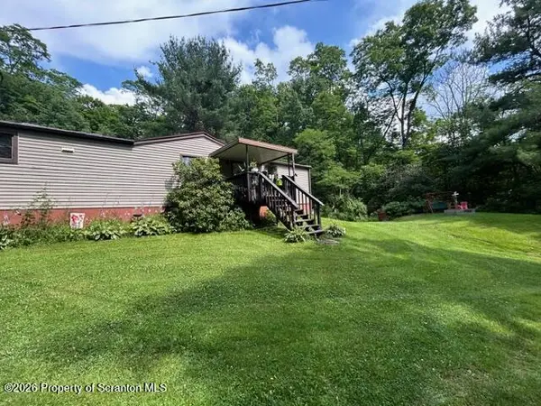 238 Hamlin HWY, Moscow, PA 18444