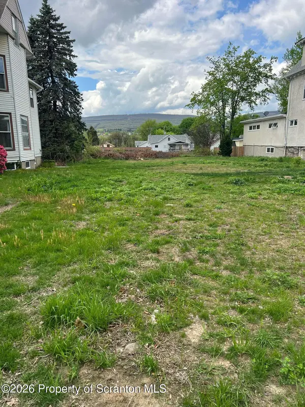1635 Sanderson AVE, Scranton, PA 18509