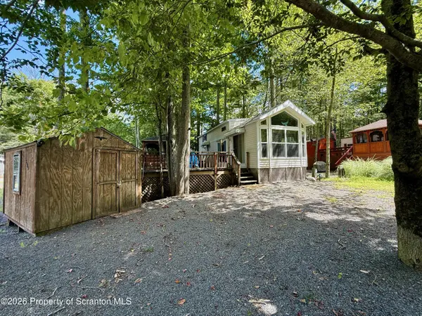 44 Cedar Drive, Covington Twp, PA 18424