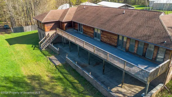 434 Hemlock RD, Waymart, PA 18472