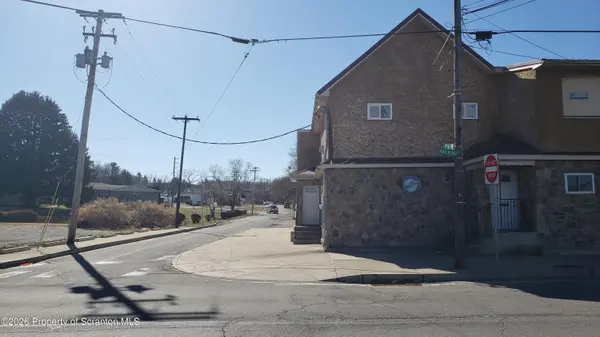 3501 Birney AVE, Moosic, PA 18507