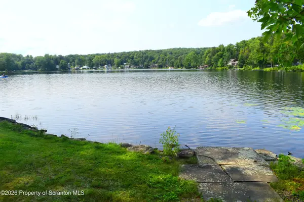 199 Southpoint RD, Montrose, PA 18801
