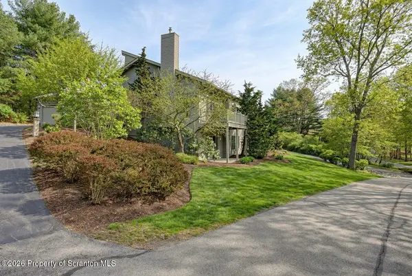 747 Greens, Dallas, PA 18612