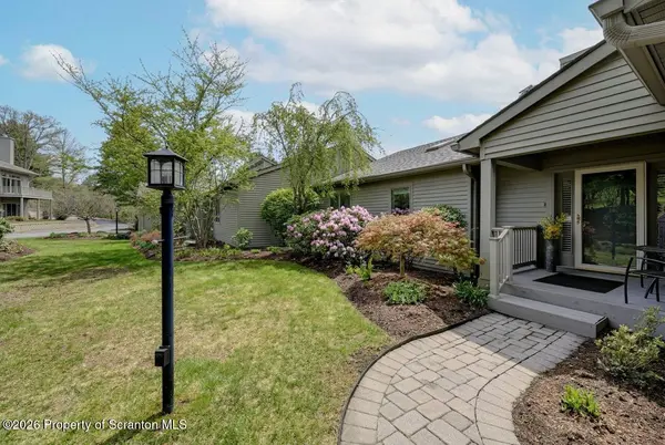 747 Greens, Dallas, PA 18612