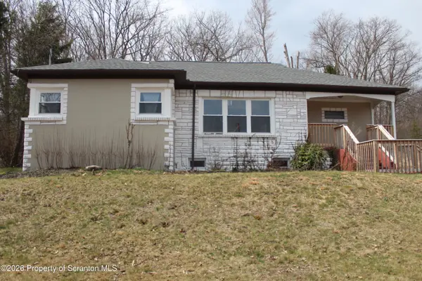 197 S Mountain BLVD, Mountaintop, PA 18707