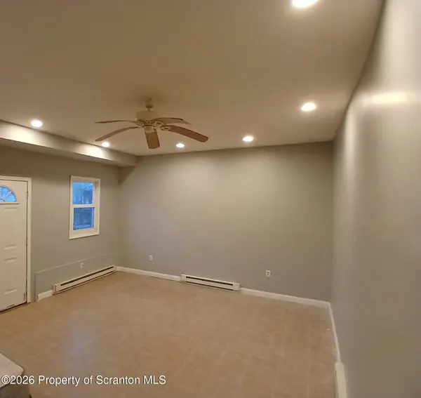 47 E Parker ST, Scranton, PA 18509